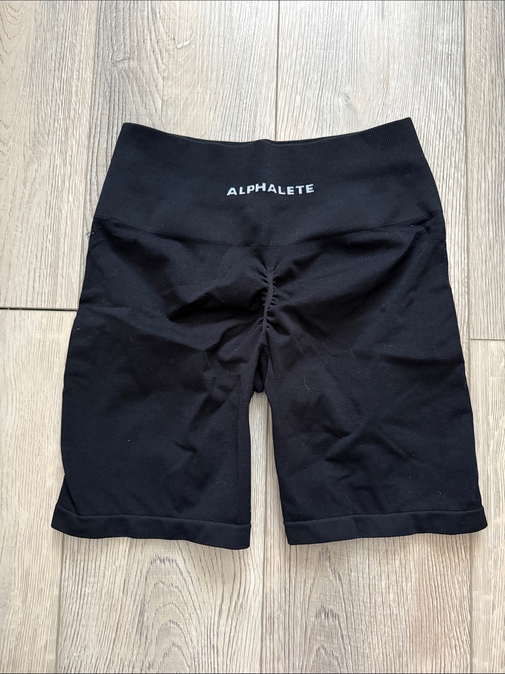 Alphalete Black amplify High-Waist Bike Shorts 6” with Logo